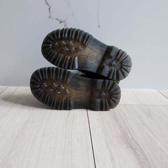 Dr Martens Chelsea Boots Girls 8 Black Leopard Faux Fur Lined Leonore 2976 - Picture 6 of 9